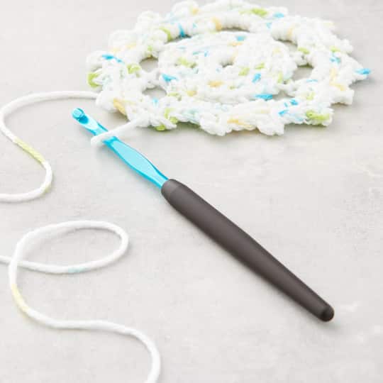 Susan Bates® Silvalume® Aluminum Crochet Hook